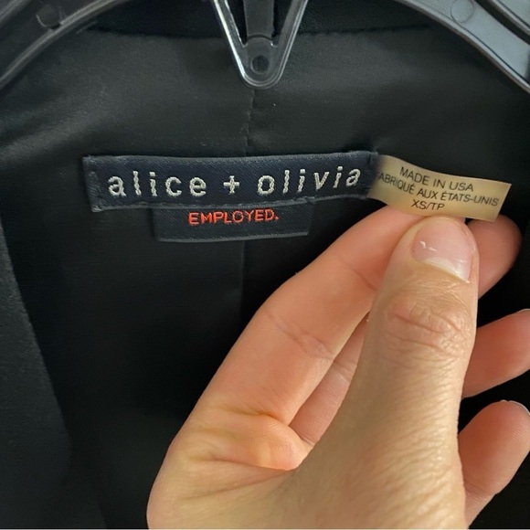 Alice + Olivia Black Stefani Long Tuxedo Blazer Size XS - Picture 4 of 10